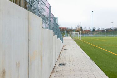 Blick auf Außenanlagen Sportgelände Peiting