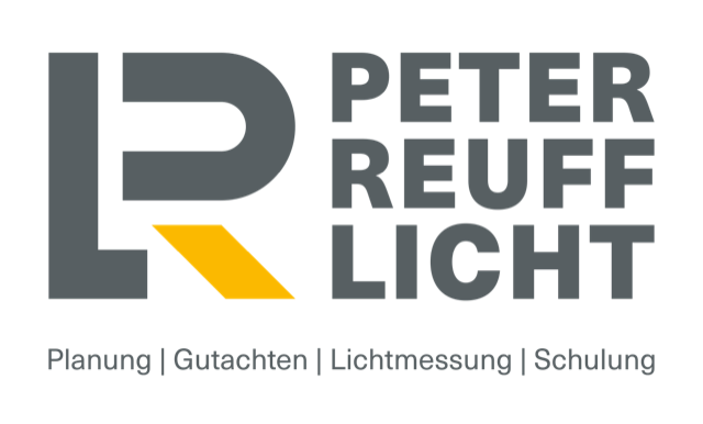 Das Logo zeigt den Schriftzug "Peter Reuff Licht" in Grautönen mit einem gelben Akzentstreifen unter dem Buchstaben "P".